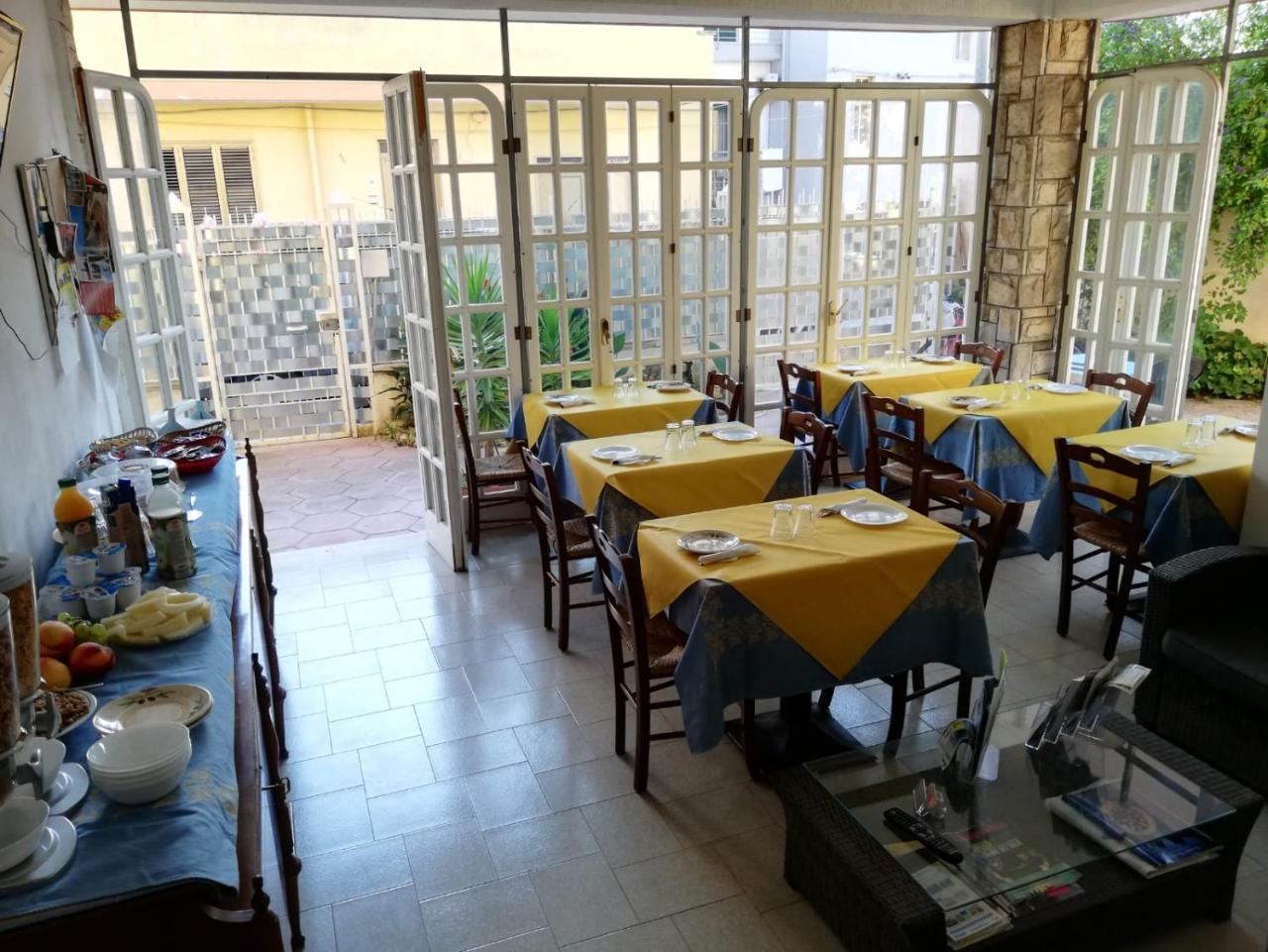 Villa Felice Porto Cesareo Exteriör bild